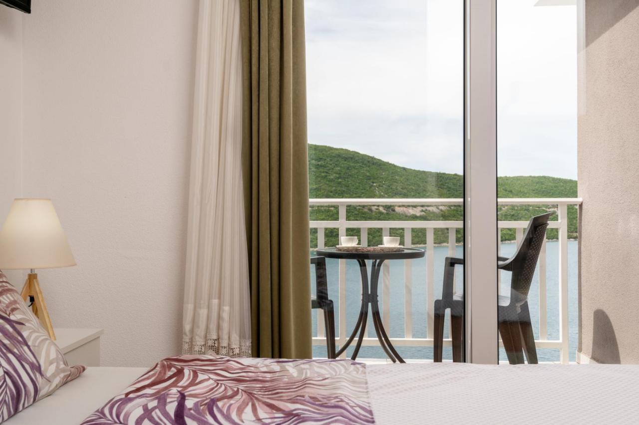 Apartments Njavro Neum Exterior foto